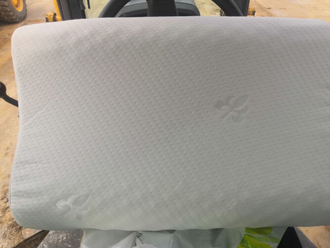 「买家释疑」乳胶枕南极人波浪乳胶枕功能评测结果，看看买家怎么样评价的