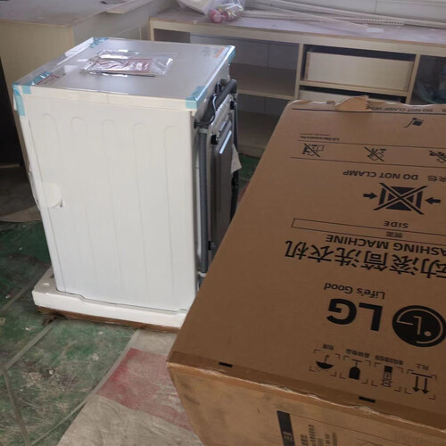 用后体验分享lgflk10r4w和fck10r4w洗衣机的区别？到底要怎么选择