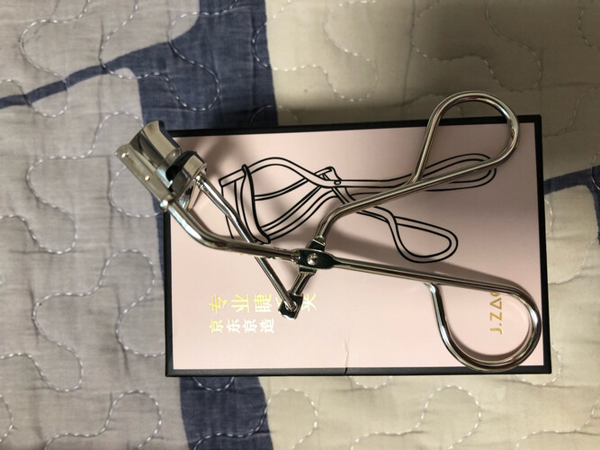 真实情况透露睫毛夹京东京造便携式睫毛夹评测结果怎么样？不值得买吗？