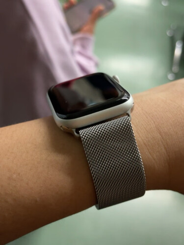 【我要吐槽】毕亚兹苹果手表表带 买来半个月了？怎么感觉这款 苹果周边 质量就这样？