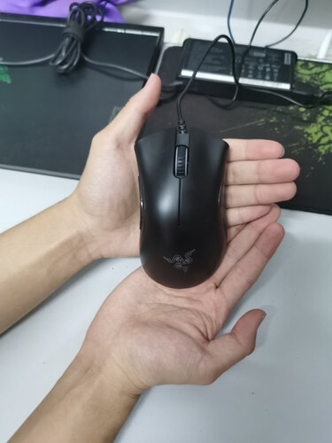 【大家注意】鼠标 雷蛇锐蝮蛇竞技版-粉晶版 实际质量怎么样？差强人意？测评大揭秘