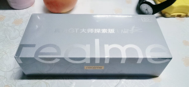 「功能解读」realme真我gt大师探索版和iqooneo5比较 哪款好？评测教你怎么选