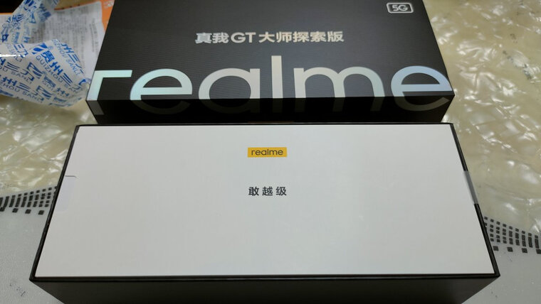 「买前须知」realme真我GT大师探索版与OPPO Reno6比较 哪款好？评测结果不看后悔