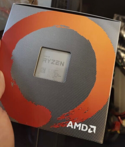 【已开箱】amdr73700x和英特尔i7 10700k有什么不同？对比哪款性价比更高