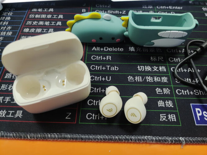 使用一个月后分享漫步者tws1pro和红米airdots3哪个好？评测解读该怎么选