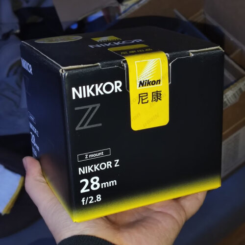 【求助】想要入手镜头 有谁买过 尼康 NikonNIKKOR Z 28mm f/2.8 评测说下质量怎么样？在线等！