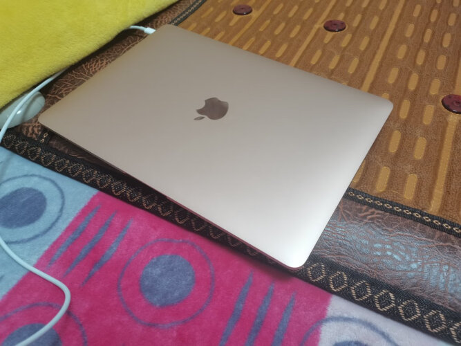 口碑剖析实情苹果macbook和air和pro的区别在哪里？到底要怎么选择