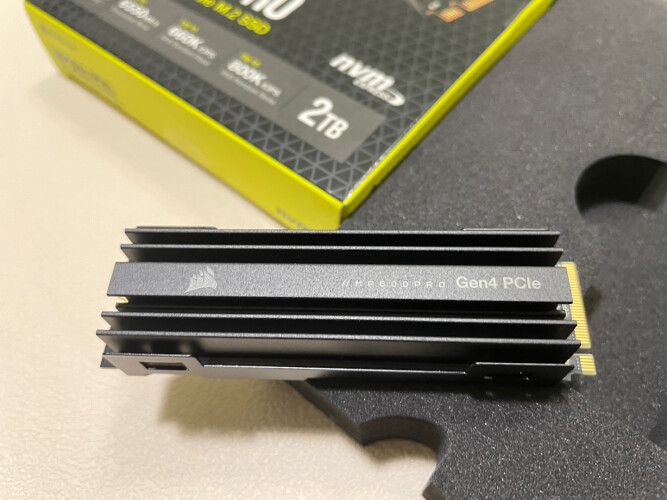 【不看后悔】美商海盗船CSSD-F1000GBMP600PRO 值得入手吗？SSD固态硬盘评测怎么样，分析质量好不好？