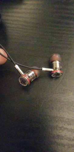 「必看报告」iskmdh8000和飞利浦shp9500哪个好？评测解读该怎么选