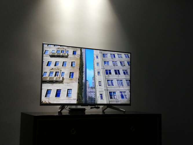 口碑实情分析索尼kd43x8500f和华为智慧屏x1哪个好？到底要怎么选择