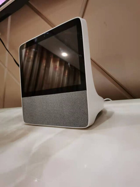 小度智能屏X8 8英寸高清大屏 影音娱乐智慧屏 触屏带屏智能音箱 WiFi小嘟，可以下载微信吗？
