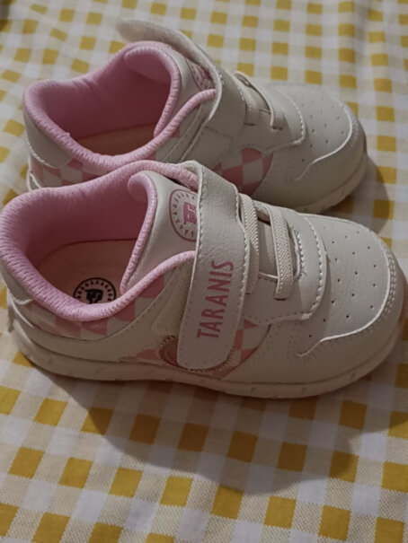 泰兰尼斯秋季新款婴童学步鞋 白粉色 24码推荐哪种好用？来看下质量评测怎么样吧！