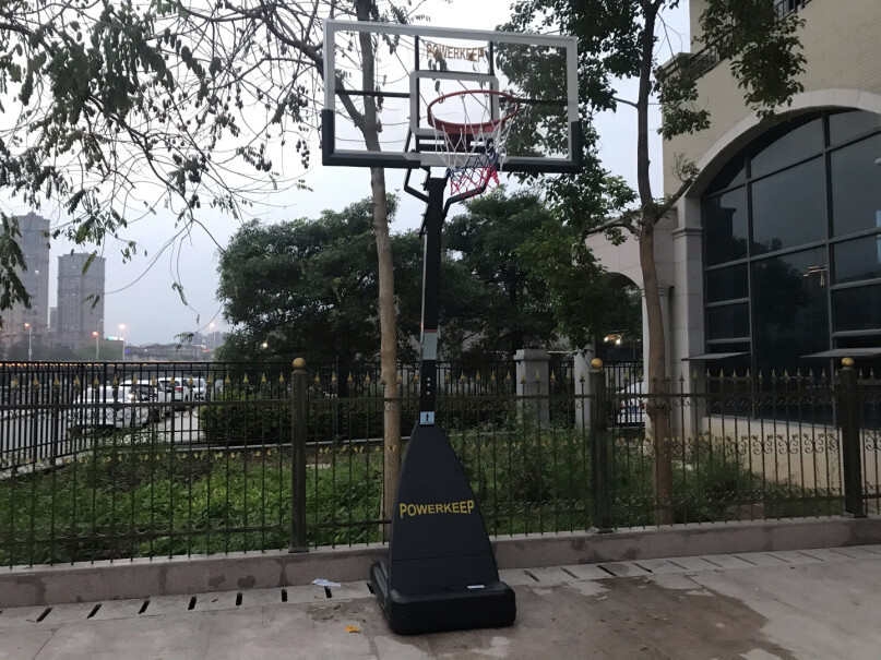 篮球架Powerkeep成人篮球架子户外可扣篮可升降可移动评测质量怎么样！使用感受？