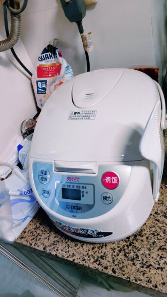虎牌电饭煲微电脑多功能电饭锅JBA-B18C5L可以在锅胆里洗米吗？