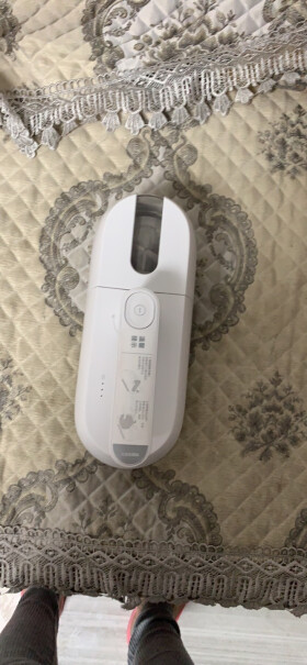 除螨仪美的除螨仪B5D无线手持床上家用紫外线除螨虫白色告诉你哪款性价比高,质量真的差吗？