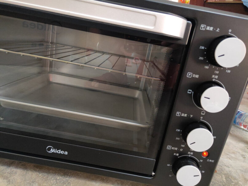 美的烤箱家用烘焙迷你小型电烤箱多功能台式蛋糕烤箱25L可以烤全鸭吗？