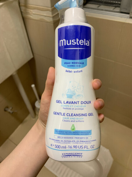 妙思乐Mustela洗发沐浴露500ml二合一平时皮肤会过敏的9岁男孩可以用吗？