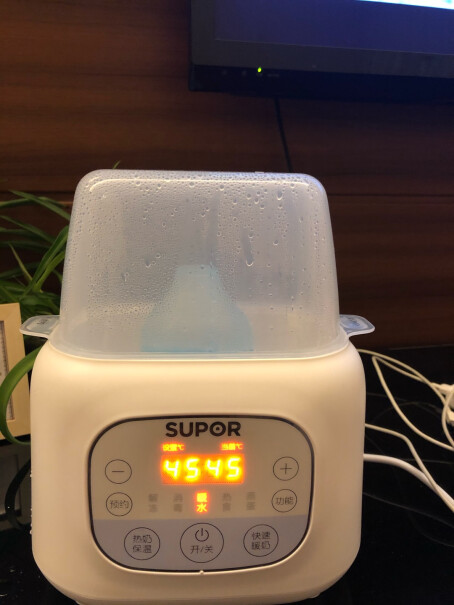 苏泊尔婴儿恒温暖奶器调奶器消毒器二合一不显示实时温度？设置到50度，加热到50度再放凉水就不加热了，直接跳到50度，有这种情况的吗？