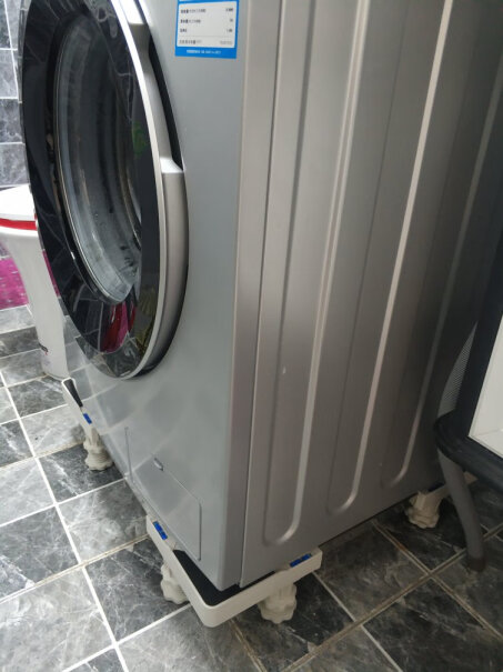 七角板洗衣机底座架十公斤的滚筒洗衣机买几个脚架的合适？
