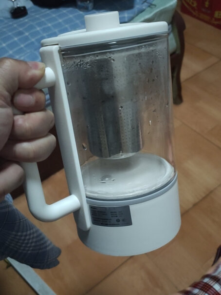 欧莱克茶壶养生原款电热水壶olayks养身煮茶便携好清洗吗？整机清洗会进水吗？