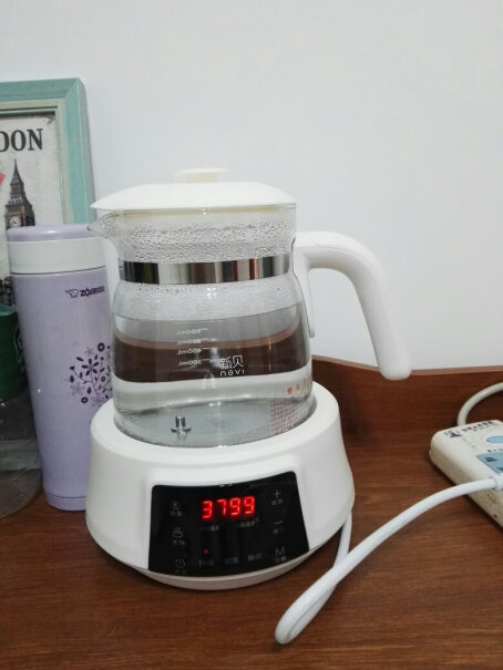 新贝恒温水壶婴儿恒温调奶器同一型号，一个沸腾一分半钟，一个沸腾仅半分钟，到底哪个是正常的，哪个的温感有问题呢？