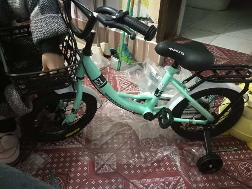 卡琦熊儿童自行车带辅助轮7岁小孩要买多少寸的？