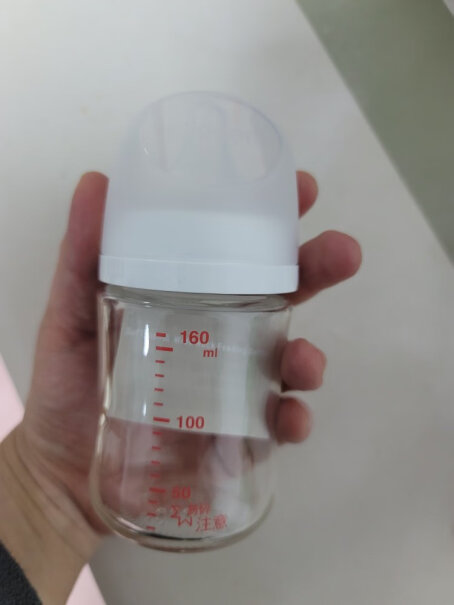 贝亲玻璃奶瓶宽口径 160ml 自然实感物有所值吗？小白买前必看评测？