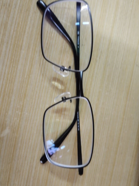 万新（WAN XIN）光学眼镜-镜片镜架万新近视眼镜片配镜框1.70E洁膜高清非球面现片耐污防水酷薄男女款金属半钛架钛+金属-全框-4006应该怎么样选择,评测下怎么样！