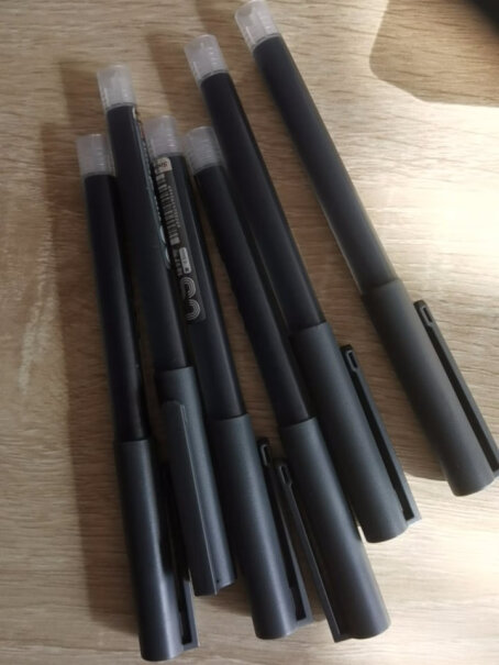 白雪CS直液笔0.5mm中性笔 T1277值得买吗？来看下质量评测怎么样吧！