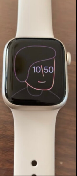 Apple Watch S8 银色金属表壳白色表带「GPS」评测真的很坑吗？评测结果不看后悔！