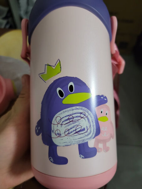 babycare儿童保温杯水杯我们用吸管盖喝起来有气，吸起来咕嘟咕嘟带着气泡，大家有这种情况吗？