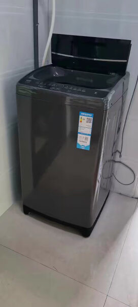 海尔EB8--M20Mate1亲这款洗衣机是自动加水吗？