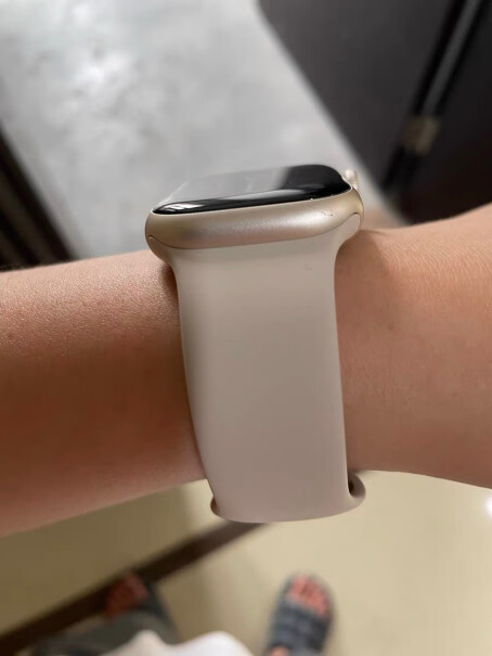 Apple Watch S9 智能手表GPS款星光色评测值得买吗？这就是评测结果！