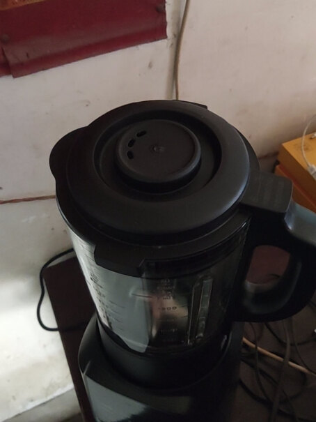 美的破壁机家用多功能料理机豆浆机果汁机榨汁机辅食机豆浆和水的比例是多少？