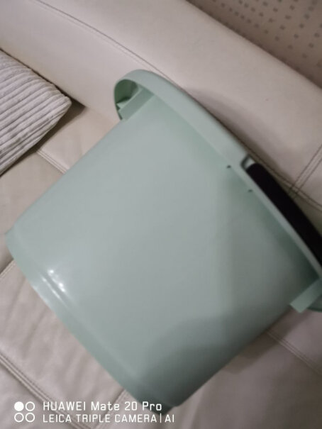 青苇浴室塑料泡脚桶洗脚盆这个桶大吗？高度多少，长度和宽度多少？