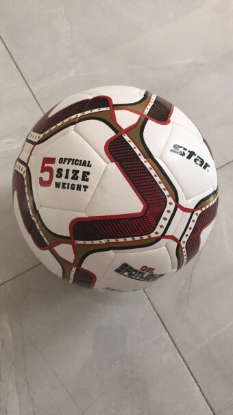 足球世达SB40855号足球青少年训练比赛用球质量真的差吗,质量好吗？