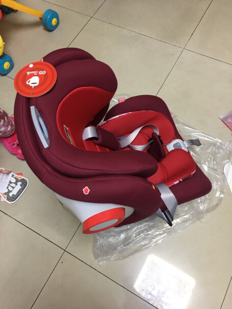 SAVILE猫头鹰宝宝汽车儿童安全座椅9个月-12岁一岁的宝宝用，安全带会不会太松？孩子在上面睡觉会不会不舒服啊？