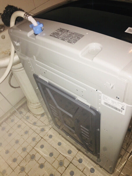 小天鹅9公斤洗衣机启动了不进水是什么原因？