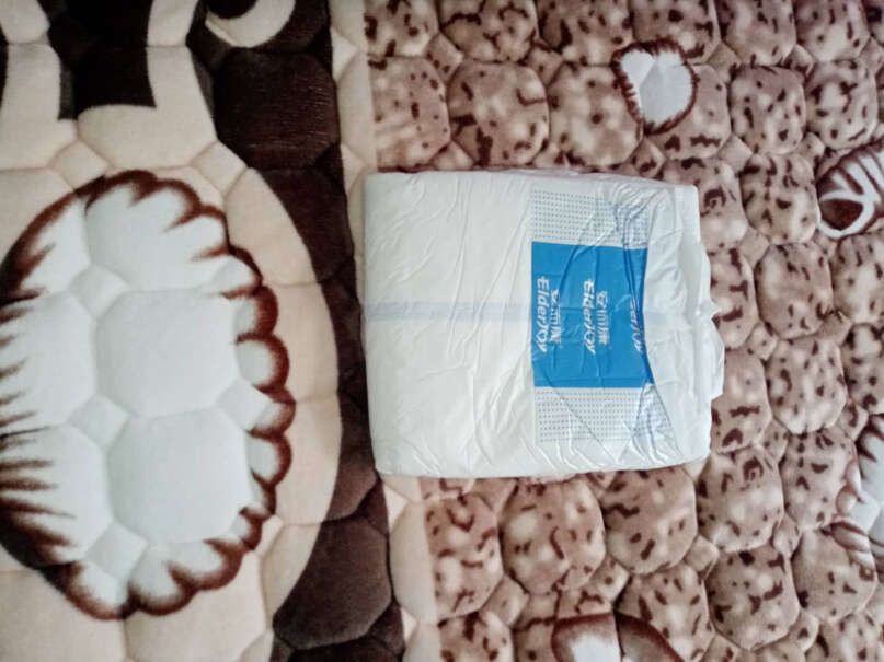 安而康Elderjoy棉柔护理垫M12片一次性成人床垫产褥垫130斤二尺三的腰穿多大？