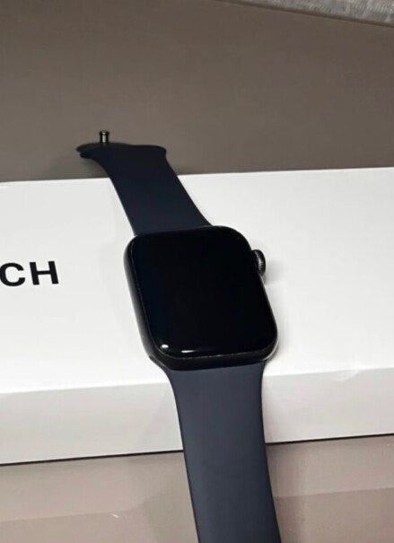 Apple Watch SE 2022款手表跑歩能记录步频，步幅，步数，速度吗？