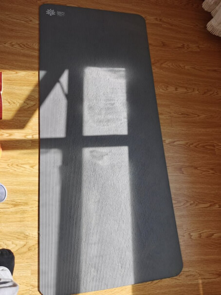 奥义瑜伽垫升级高密度185*80cm加宽加长健身垫拿来在公司做午休垫可以吗？后背会不会痛？