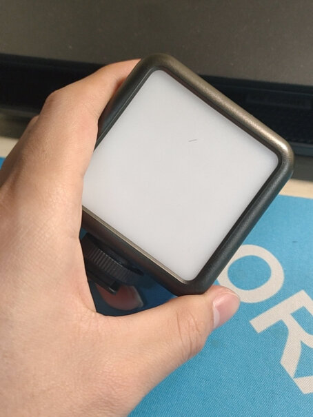 ulanzi光灯全彩色温VL49RGB磁吸LED灯微单便携这个可以拍光绘吗？