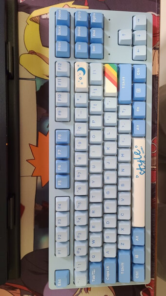 有线热插拔键盘电竞游戏键盘玩拳皇97用紫金还是天空？