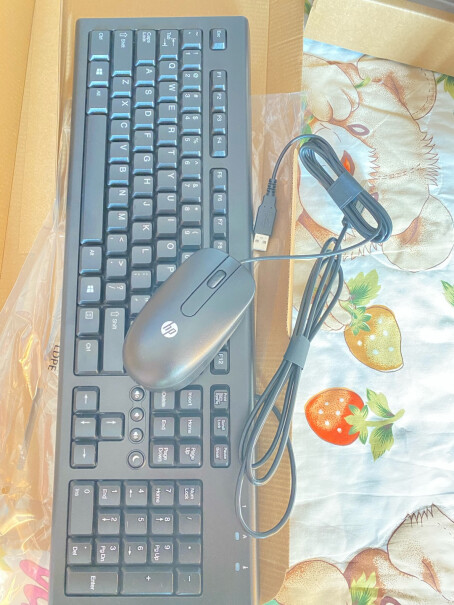 惠普HP战键盘鼠标是有线还是无线的？