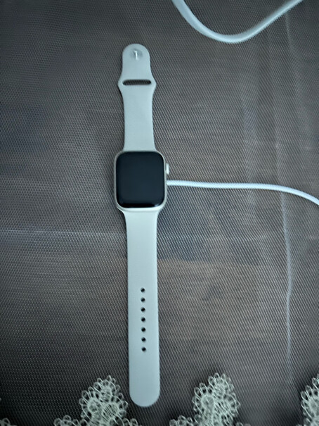 Apple Watch S9 智能手表GPS款星光色能外放一音乐吗？