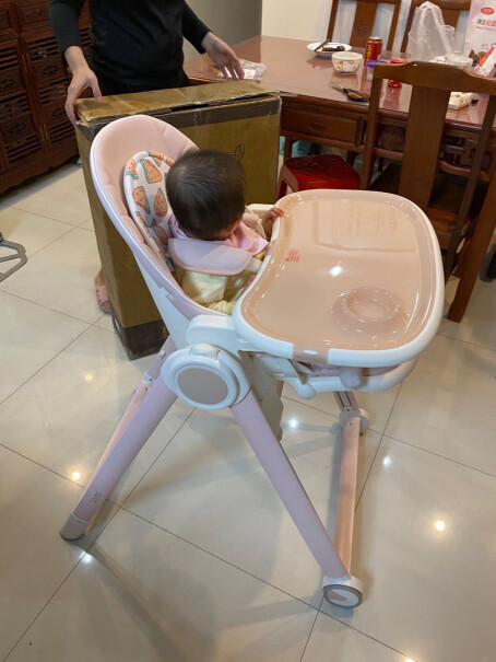 爱音宝宝餐椅儿童婴幼儿餐椅座椅有没有高低档不好调的？