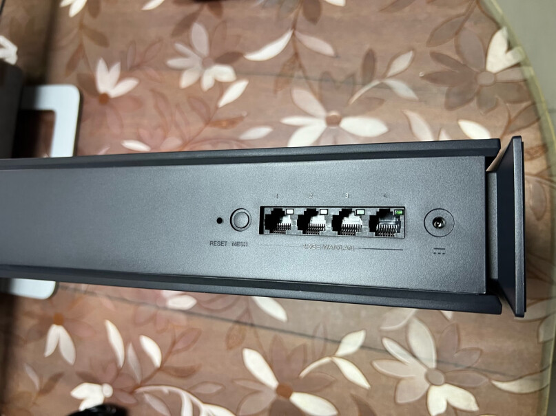 小米路由器BE6500 Pro WiFi7 中枢网关这个路由器网关信号强度信号比起小米中枢网关来说哪个好？