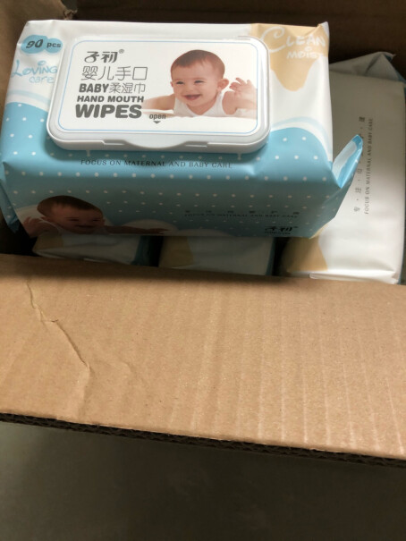 子初婴儿手口柔湿巾新生儿纸巾这款是大张的吗？质量怎么样？