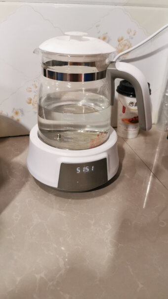 阿蒂斯暖奶器水壶用了一个多月不烧水了，按煮沸没有反应。也没有在线客服。