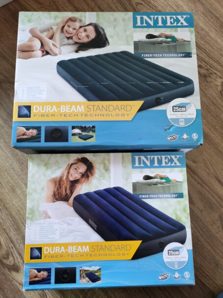 INTEX充气枕头旅行休闲空气枕你好，我买的lNTEX蓝色植绒单人充气床垫怎么没有手动充气泵呀？
